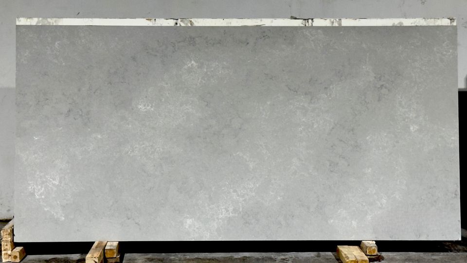 [QS15P-4002-SLAB] Cloud Veil (Slab)
