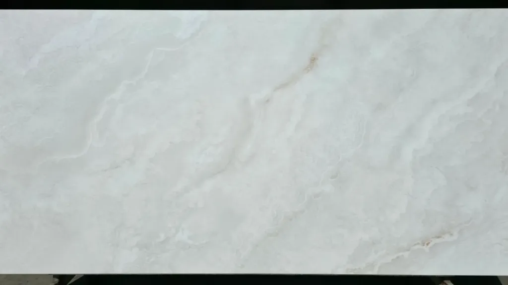 [PSR12M-530-SLAB-A] Crystal Cloud (Slab) (A)